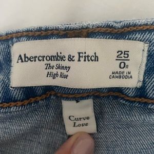Abercrombie & Fitch Curve Love Jeans